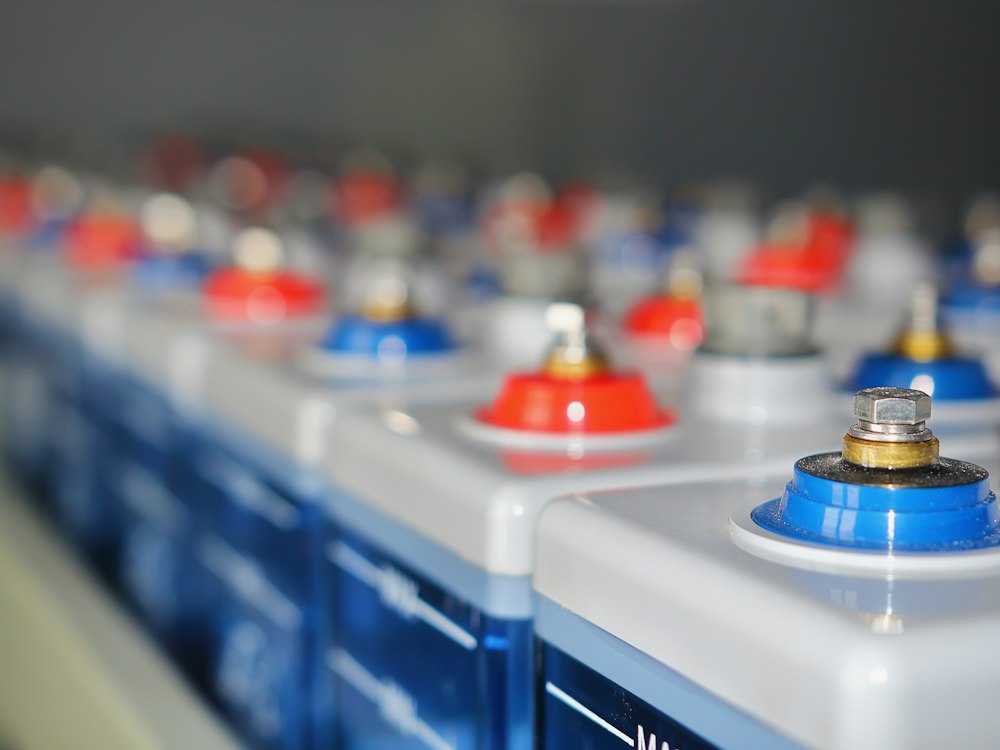Battery storage cells